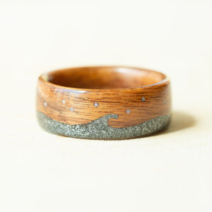 Space Waves on Rosewood