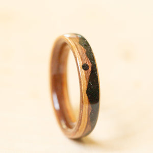 Zebra Wood Mountain in Tourmaline 5mm