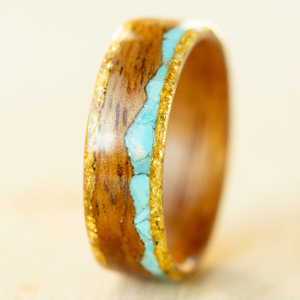 The Searcher in Gold