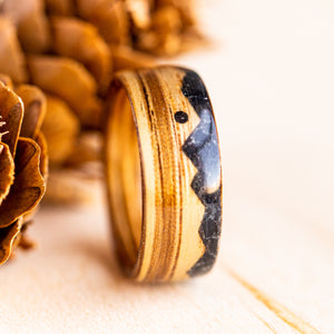 Zebra Wood Mountain in Tourmaline 8mm